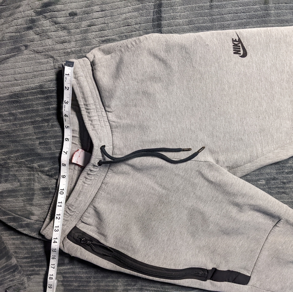 Nike joggers/sweatpants